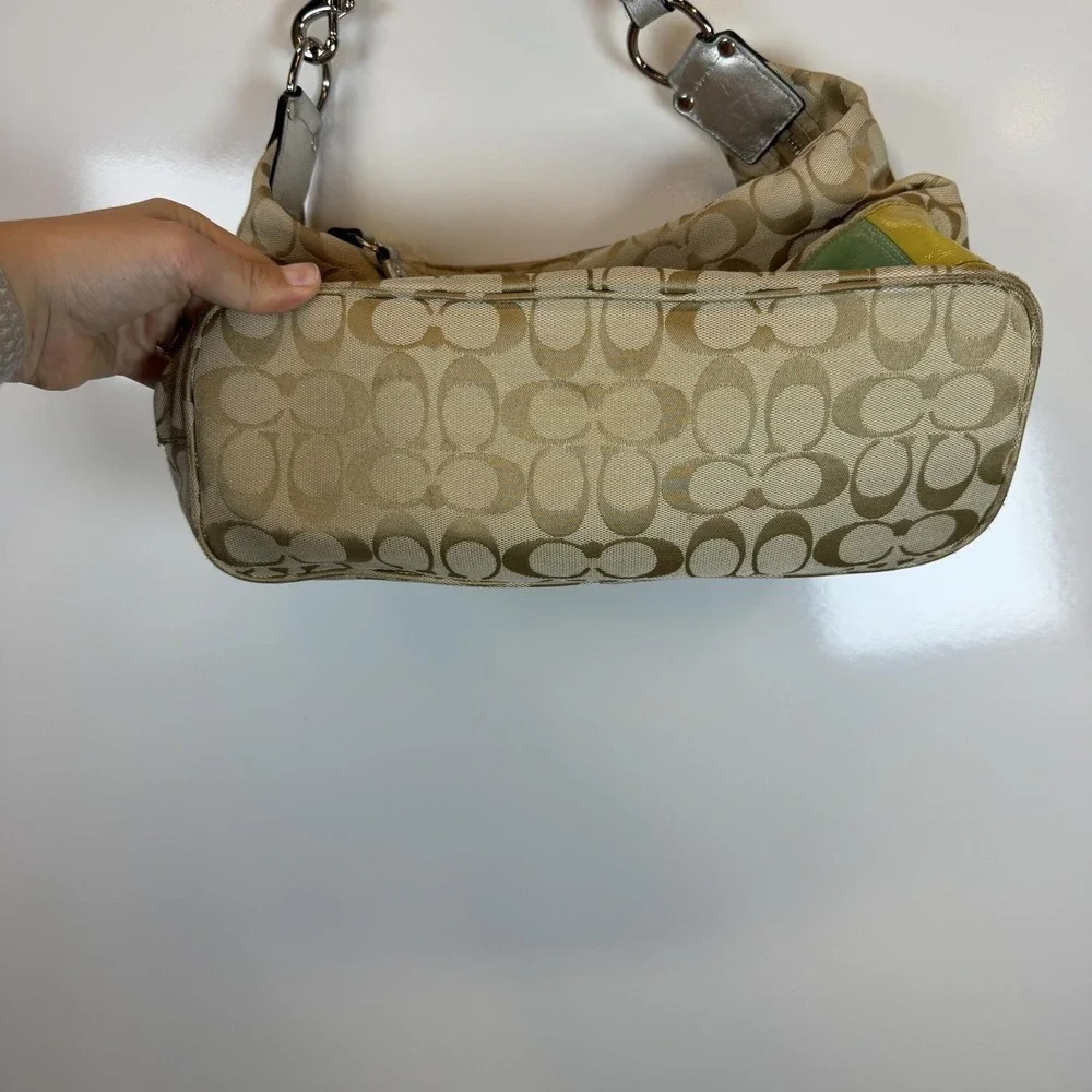 Coach Hobo Bag Womens Medium Beige Signature Poppy Multicolor Patchwork Canvas